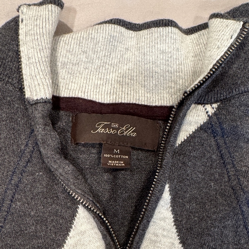 Tasso Elba Men's Zip Up Argyle Sweater - Dark Gray and Light Gray - Picture 2 of 2